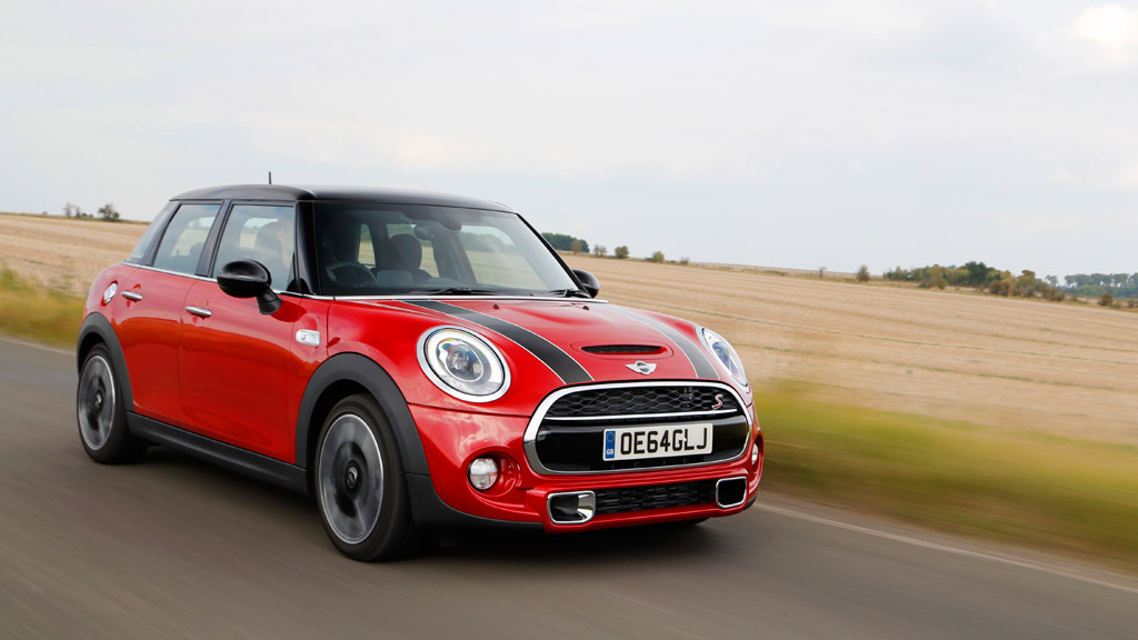 3位:BMW MINI ミニ5ドア