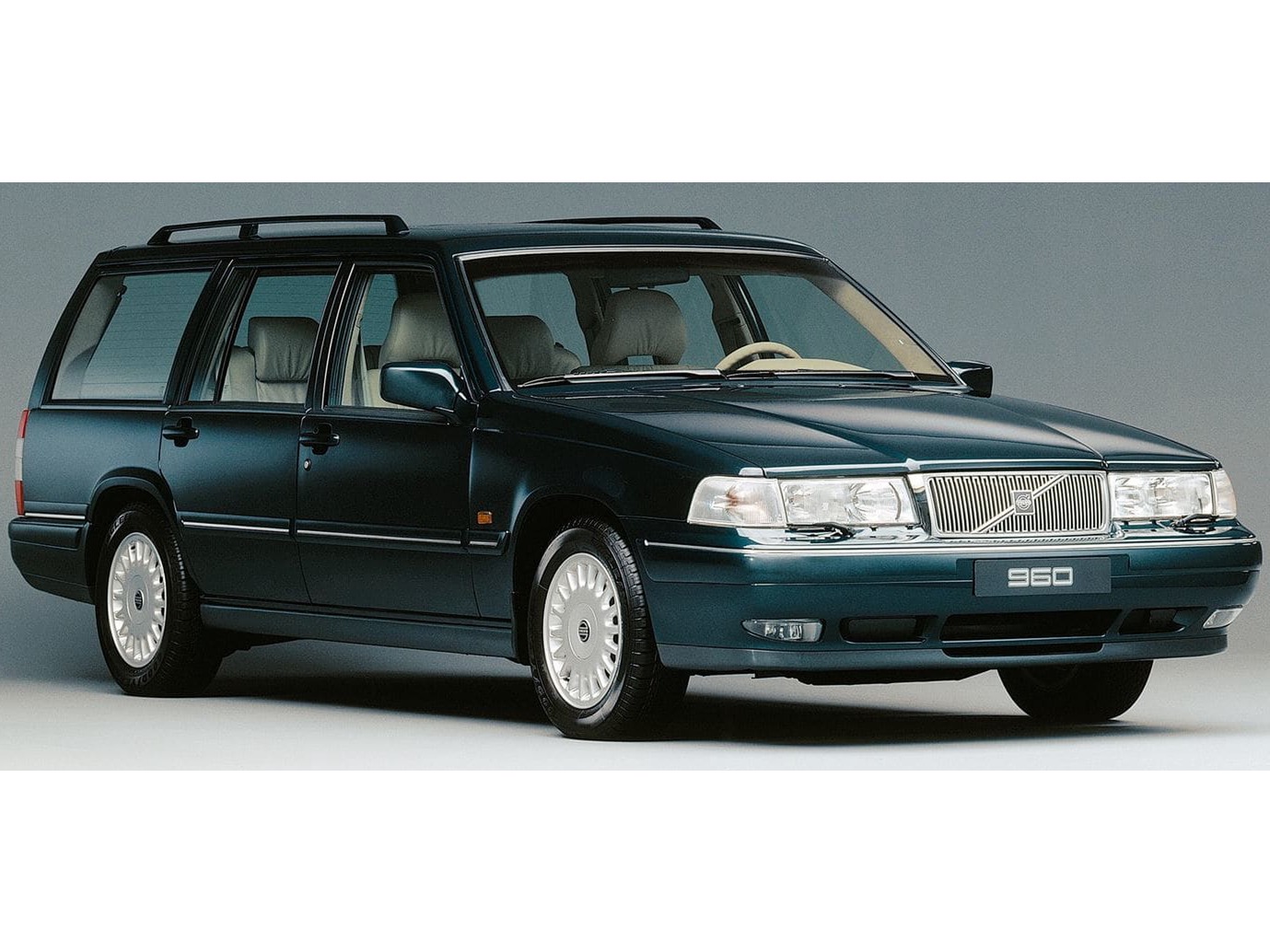 960エステート ボルボ の中古車買取査定 価格相場なら 車選びドットコム
