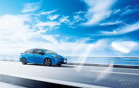 トヨタ プリウス