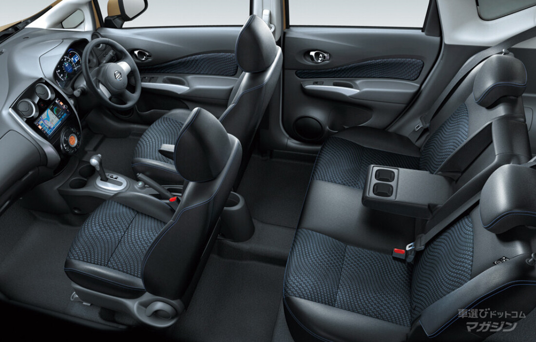 日産　ノート　2代目　インテリア