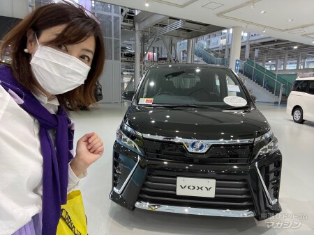 トヨタ ヴォクシー 吉田由美