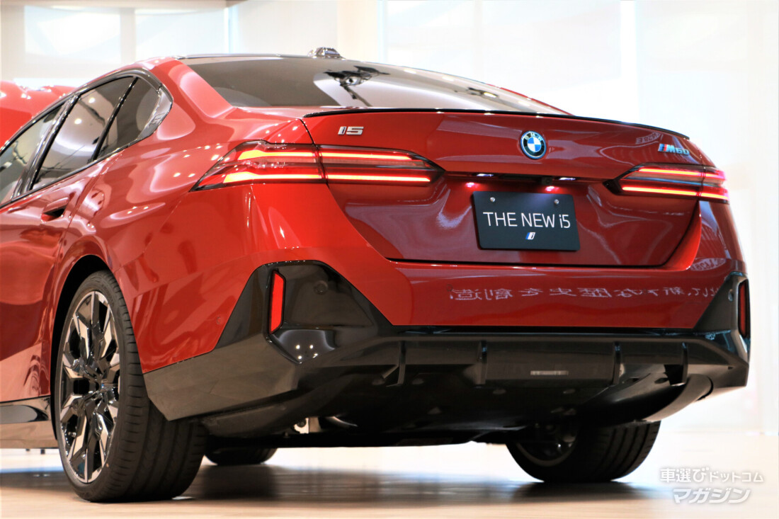 BMW 新型5シリーズ i5 M60 xDrive