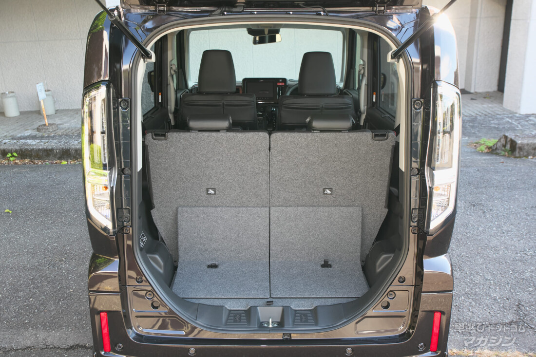 スズキ スペーシア カスタム ターボ 2023