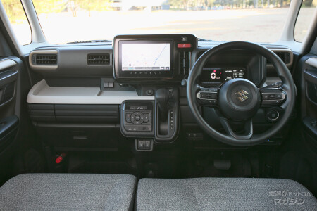 スズキ スペーシア ハイブリット X （2023）