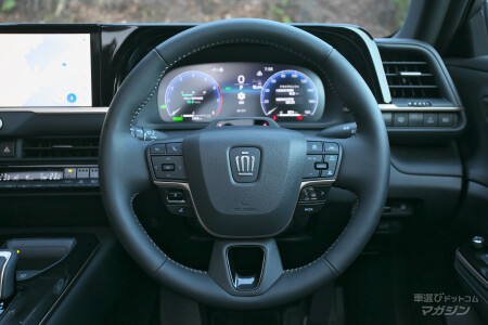 トヨタ クラウン スポーツ Z