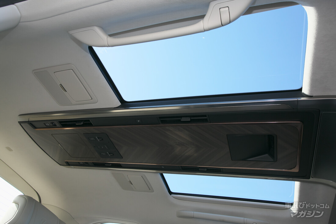 レクサス LM 500h