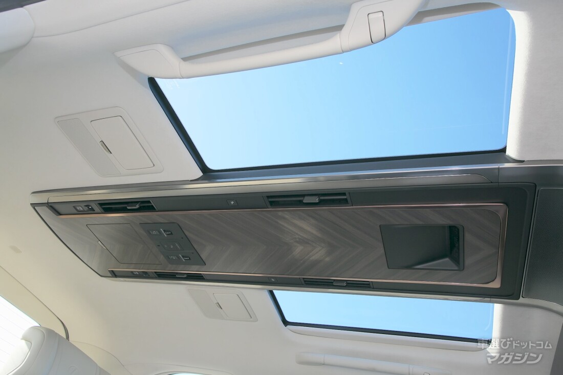 レクサス LM 500h