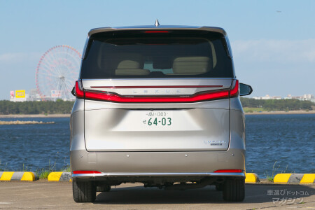 レクサス LM 500h