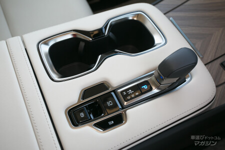 レクサス LM 500h