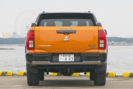 三菱 トライトン GSR 2024