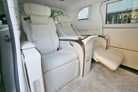 レクサス LM 500h