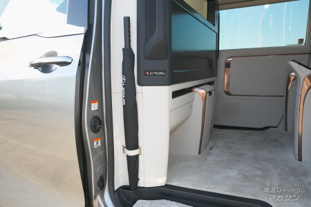 レクサス LM 500h