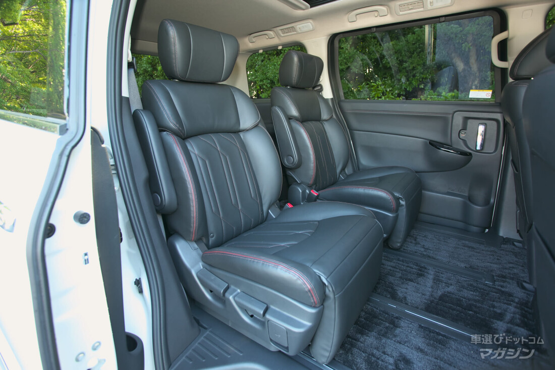 日産 エルグランド 2020