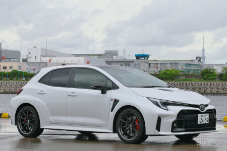 トヨタ GRカローラ 2022