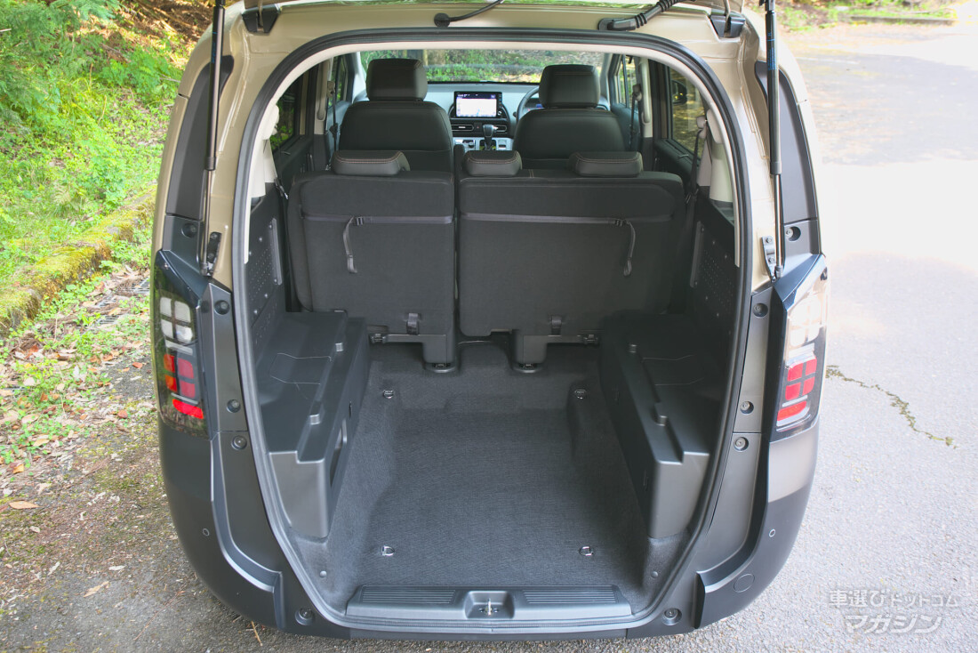 ホンダ フリード e:HEV クロスター 2024