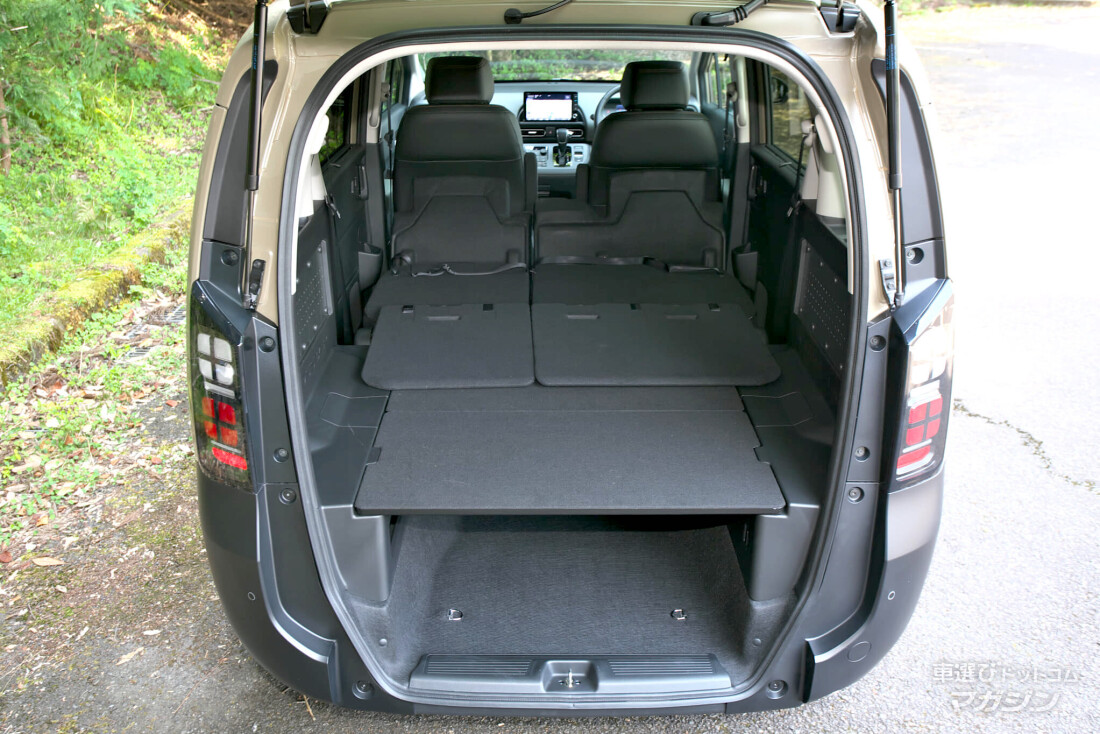 ホンダ フリード e:HEV クロスター 2024