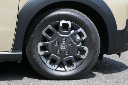 ホンダ フリード e:HEV クロスター 2024