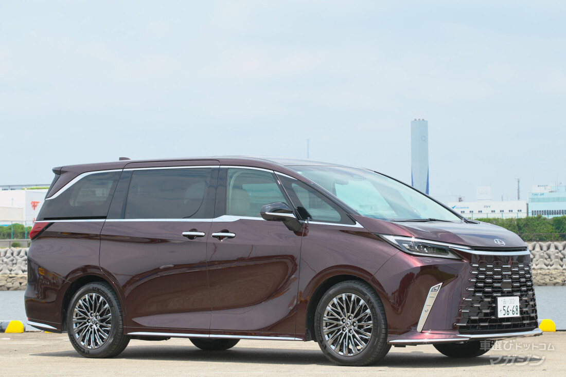 レクサス LM500h バージョンL 6人乗り