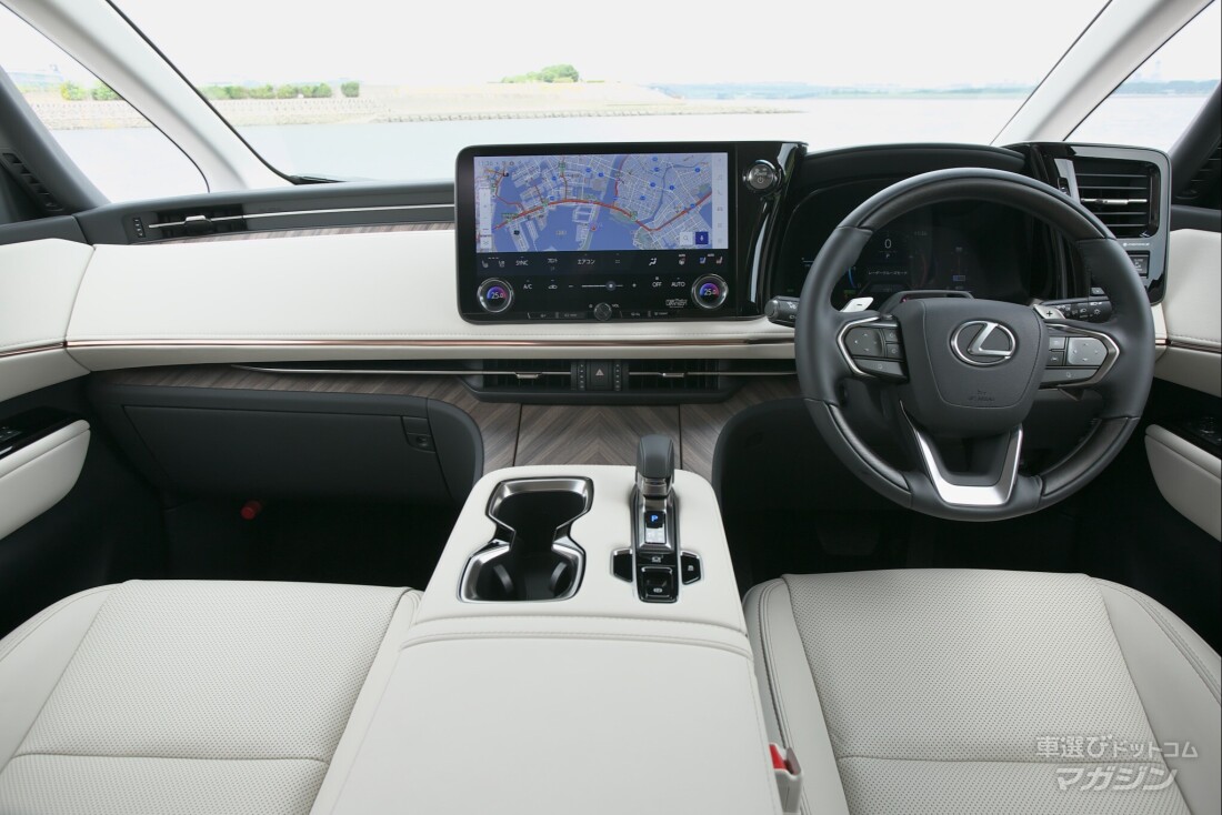 レクサス LM500h バージョンL 6人乗り
