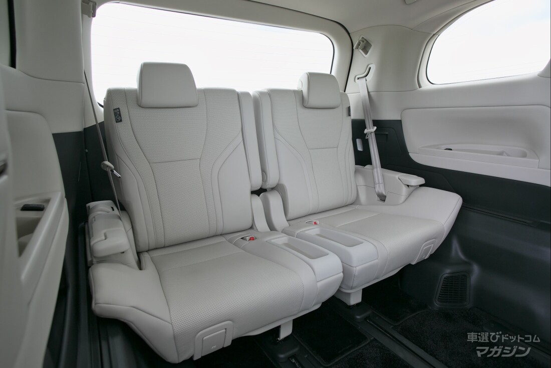 レクサス LM500h バージョンL 6人乗り