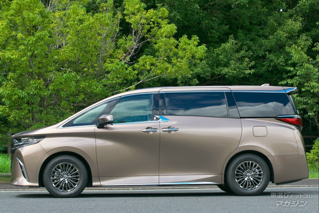 トヨタ アルファード(40系)エグゼクティブラウンジ ハイブリッド