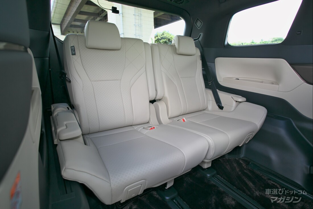 トヨタ アルファード(40系)エグゼクティブラウンジ ハイブリッド