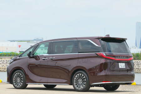 レクサス LM500h バージョンL 6人乗り