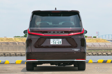 レクサス LM500h バージョンL 6人乗り
