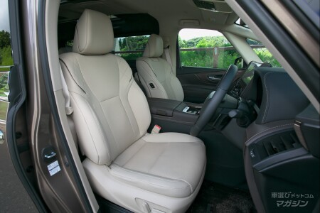 トヨタ アルファード(40系)エグゼクティブラウンジ ハイブリッド