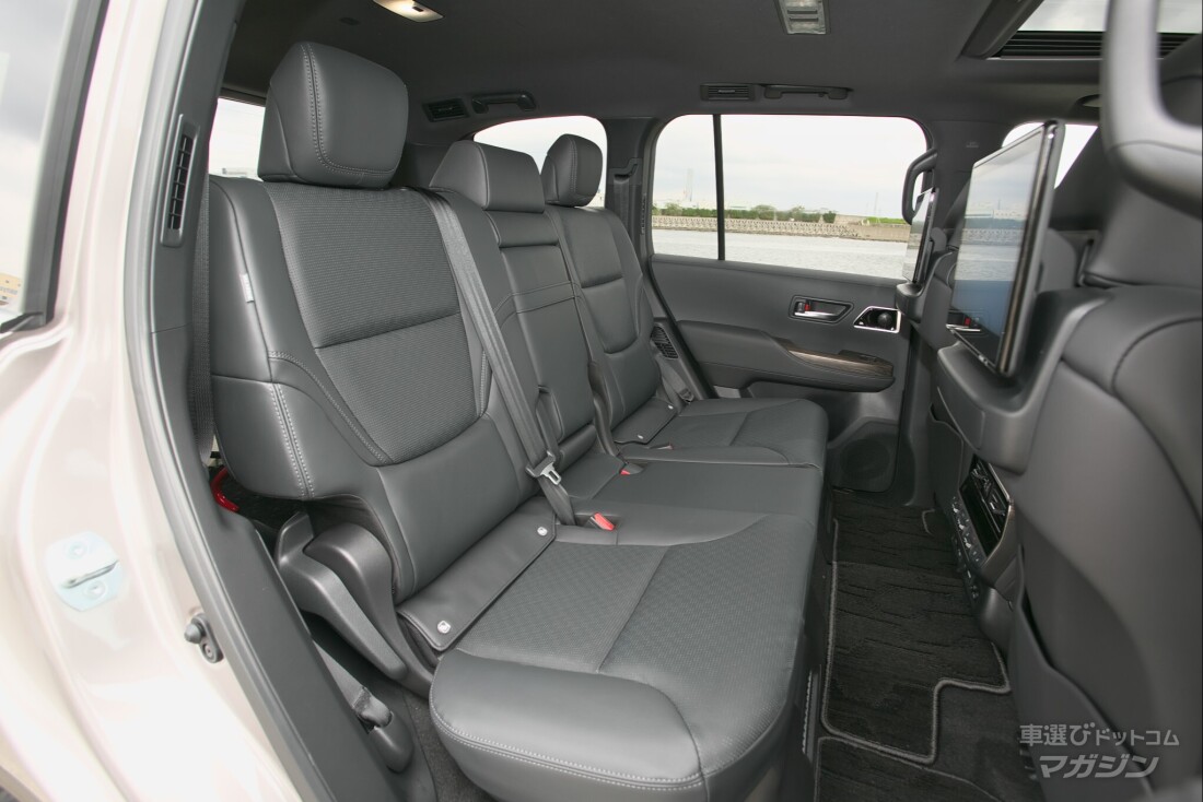 トヨタ ランドクルーザー 300