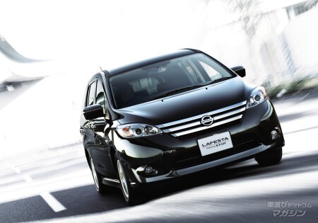 日産　ラフェスタ ハイウェイスター 2011