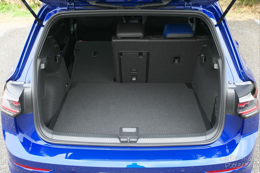 フォルクスワーゲン ゴルフ R アドバンス（ゴルフ8.5）