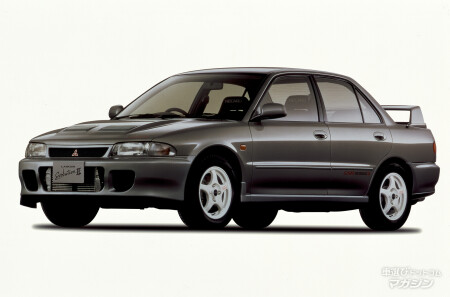 三菱　ランサーエボリューション（エボ2）