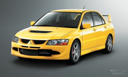 三菱　ランサーエボリューション（エボ8）