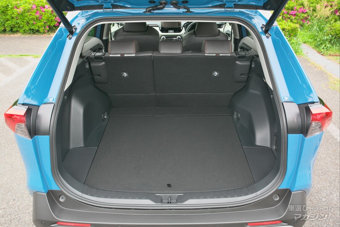 トヨタ RAV4 アドベンチャー HV