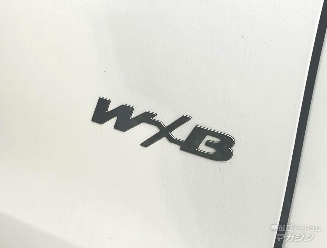 トヨタ ノア W×B