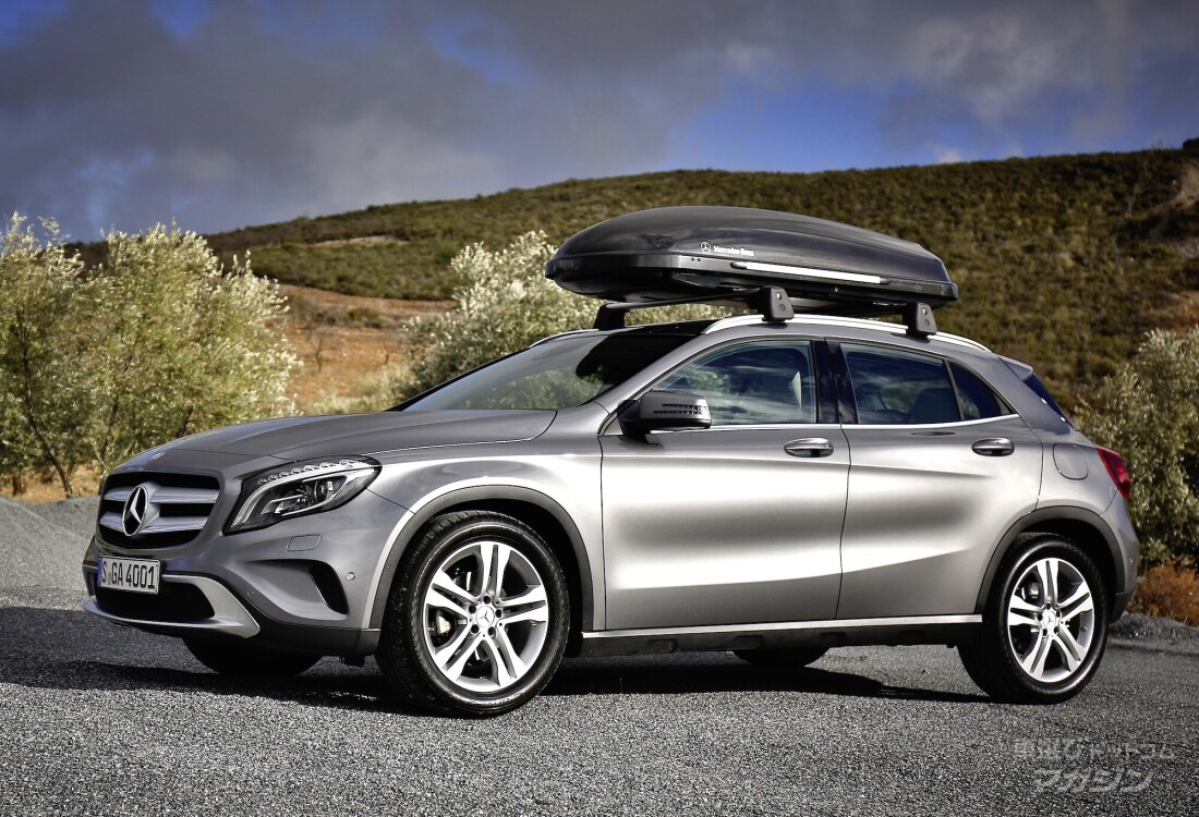 メルセデス・ベンツ GLA 2014