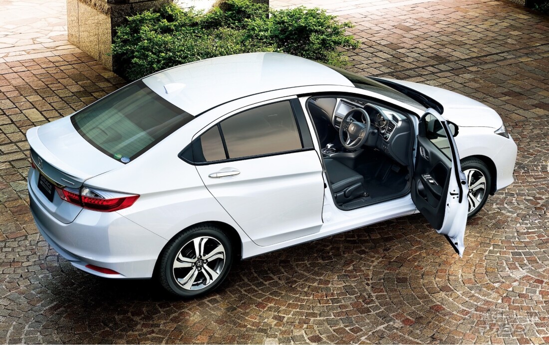 ホンダ グレイス