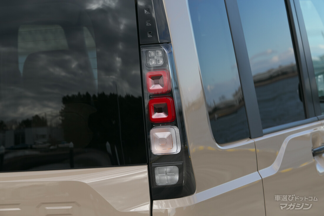 三菱 デリカミニ 2代目