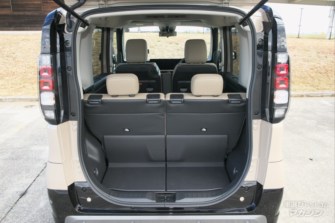 三菱 デリカミニ 2代目