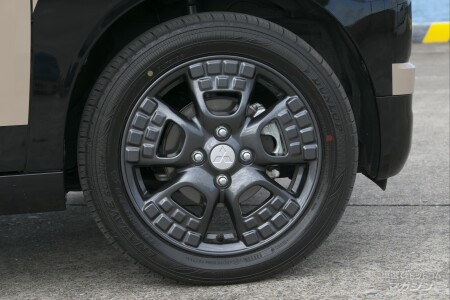 三菱 デリカミニ 2代目