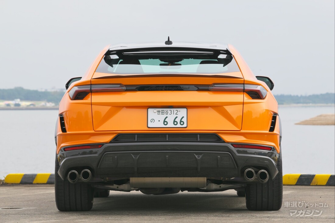 ランボルギーニ ウルス SE