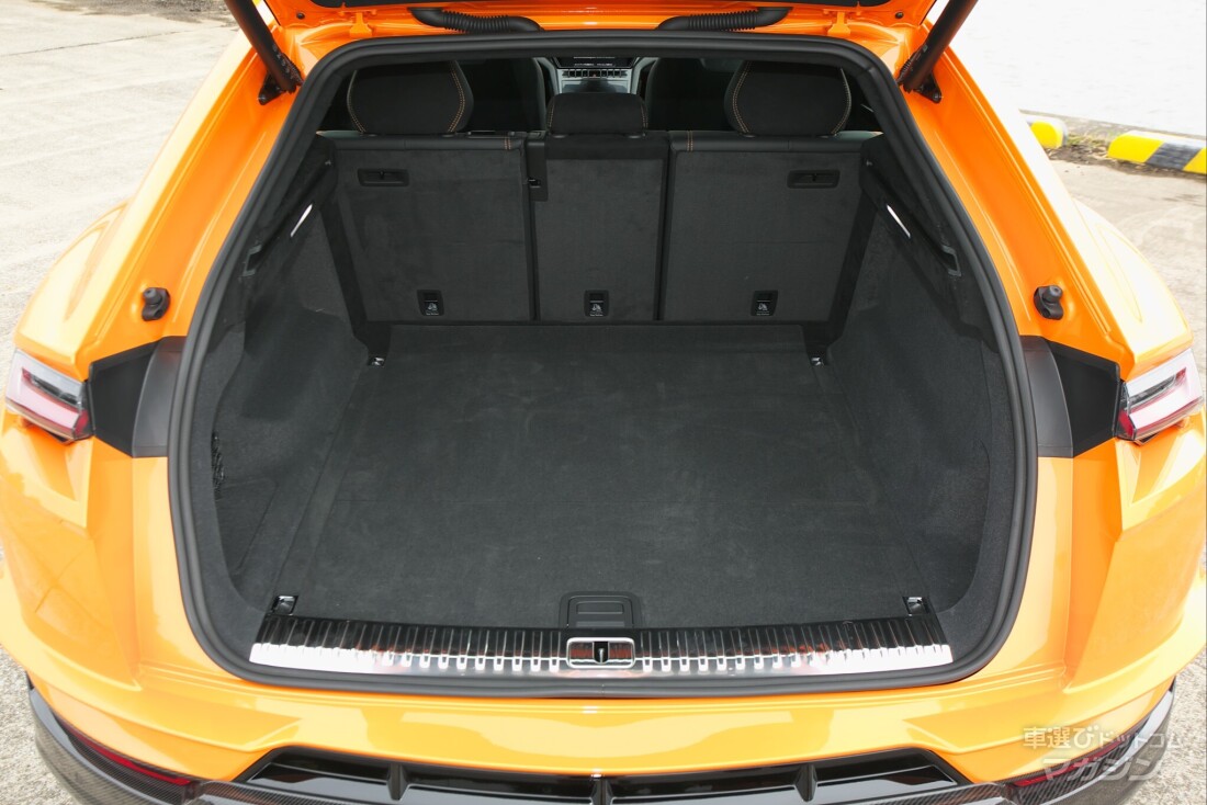 ランボルギーニ ウルス SE