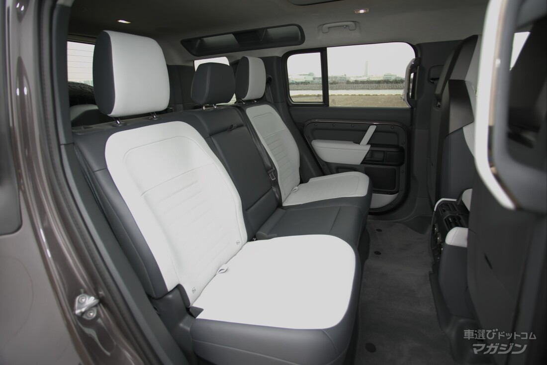 ランドローバー ディフェンダー OCTA