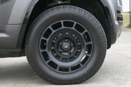 ランドローバー ディフェンダー OCTA