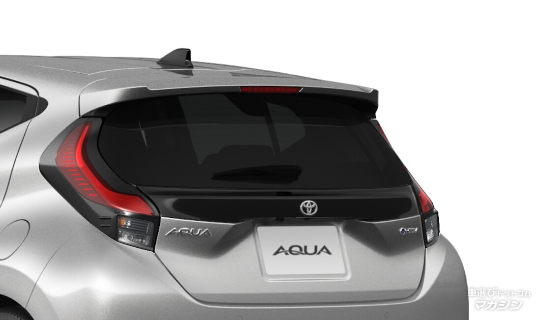 トヨタ アクア　（2025）