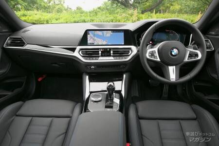 BMW 220iクーペ Mスポーツ